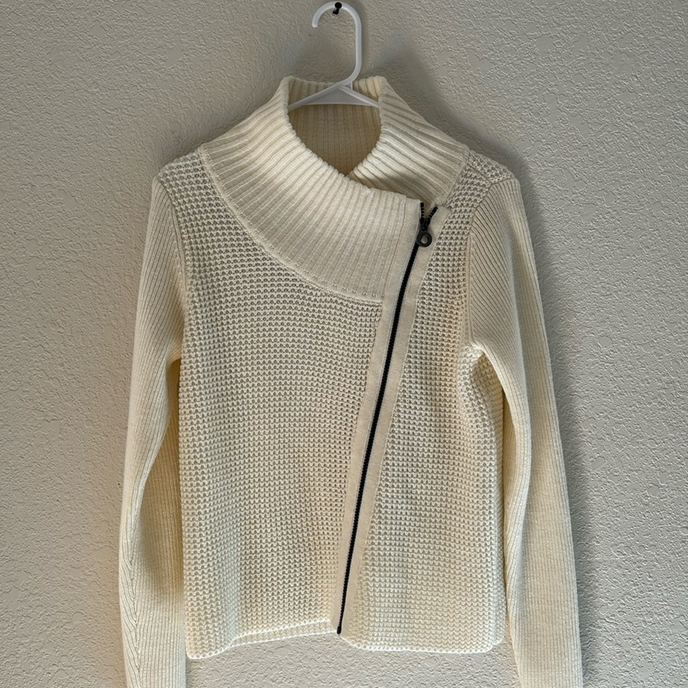 Lole Jazlyn Cardigan Asymmetrical Zip Up Wool Blend Sweater Jacket Cream LG